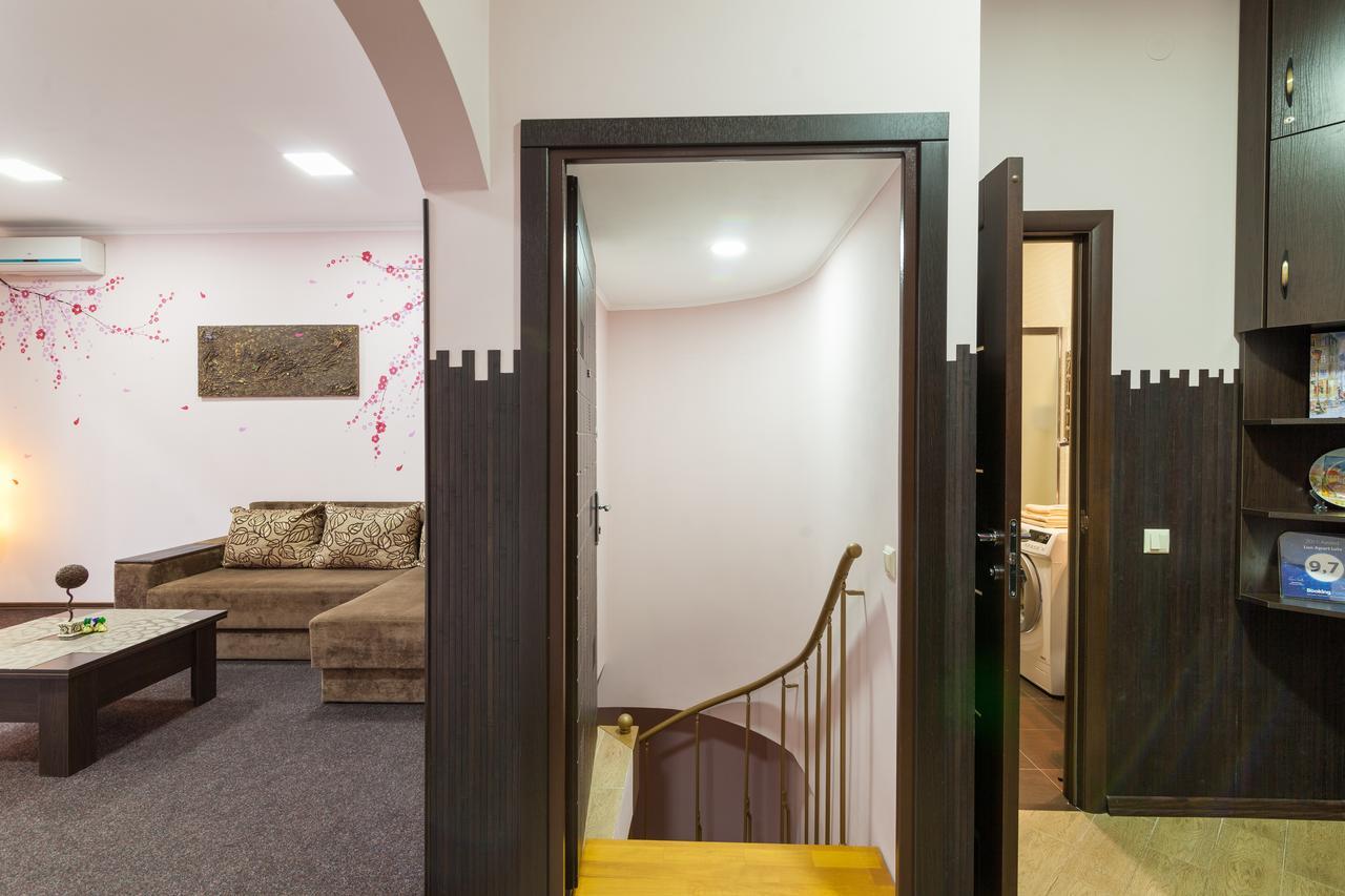 Lux Apart Lviv Apartments Экстерьер фото
