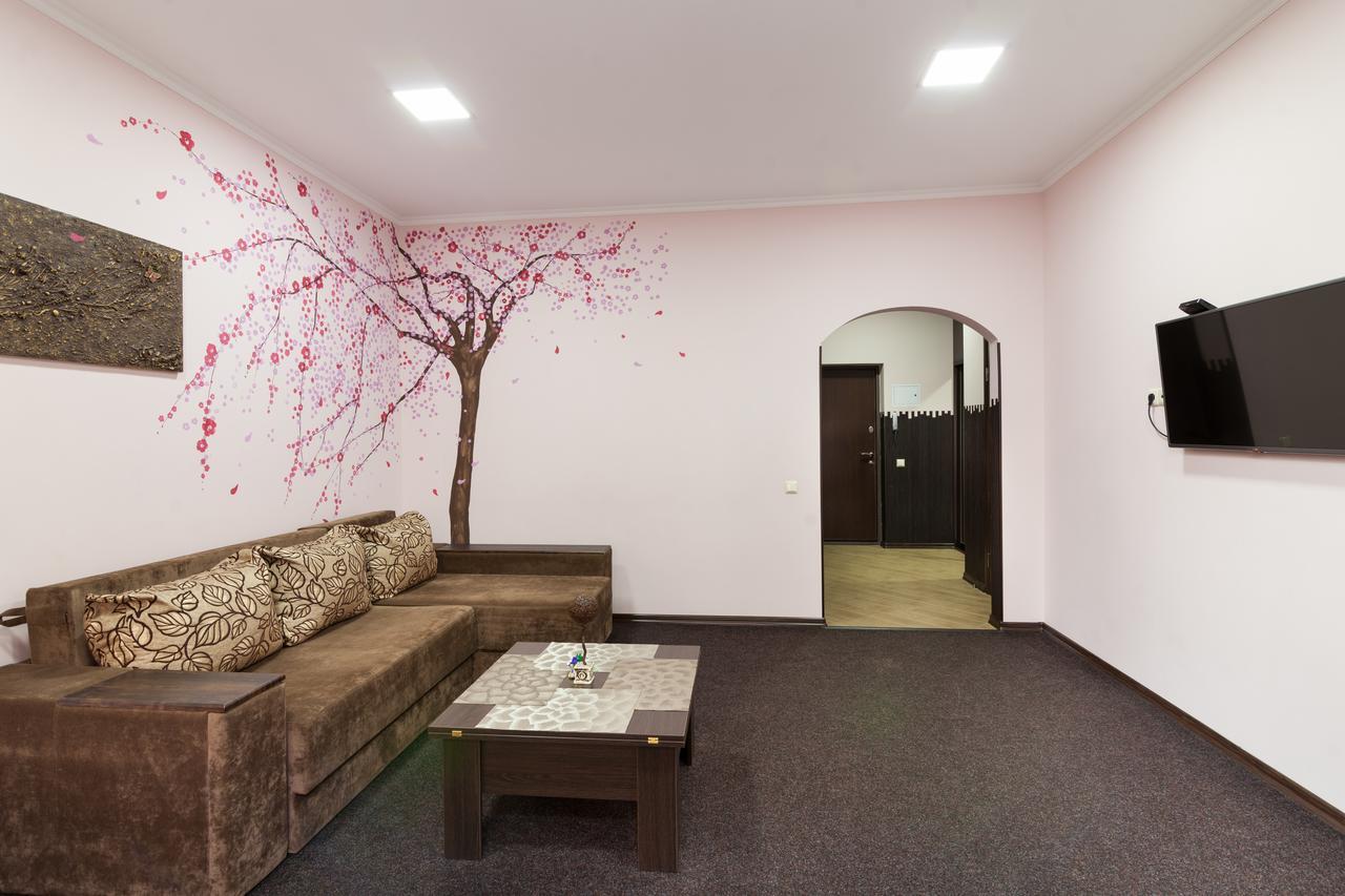 Lux Apart Lviv Apartments Экстерьер фото