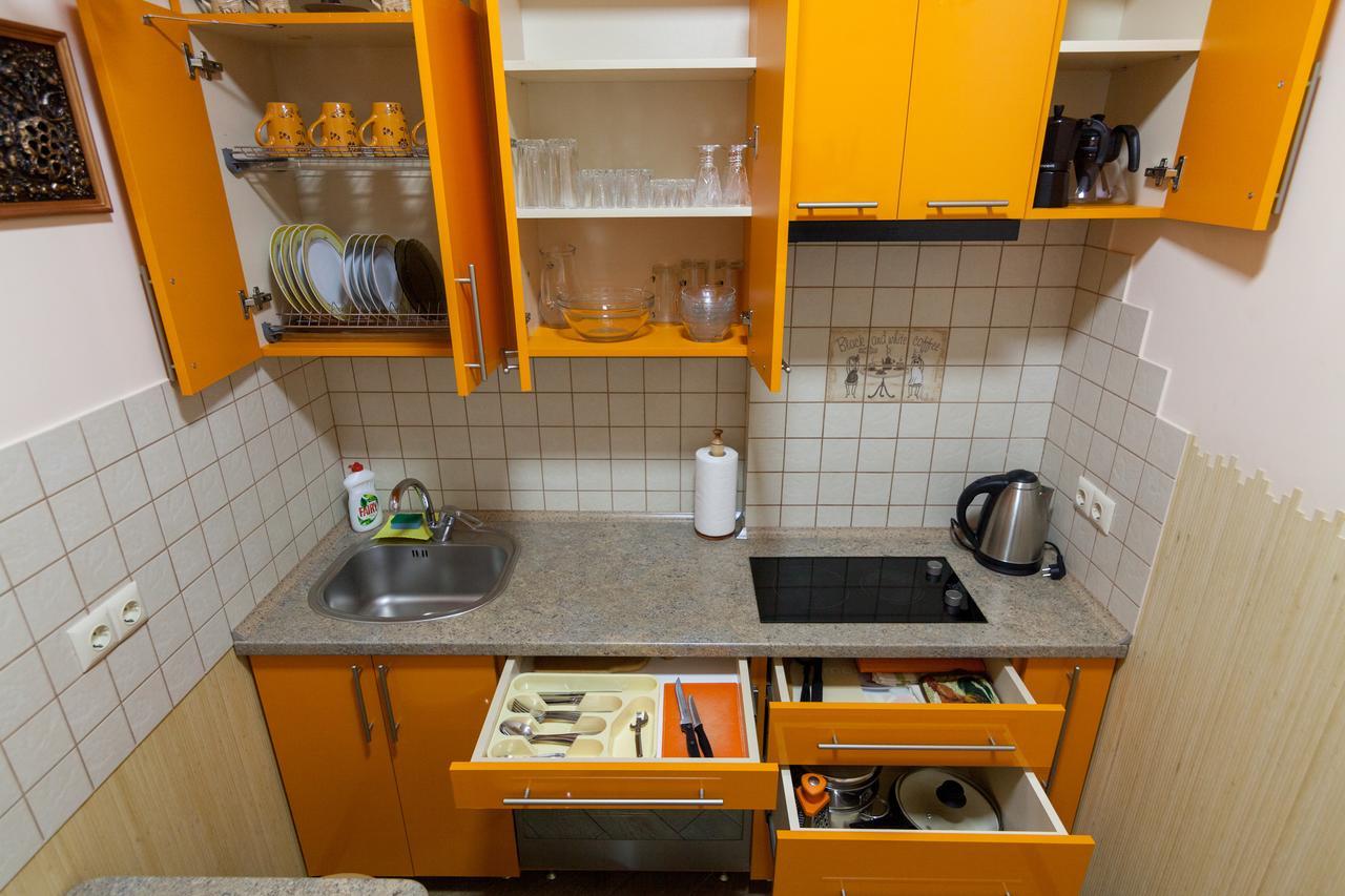 Lux Apart Lviv Apartments Экстерьер фото